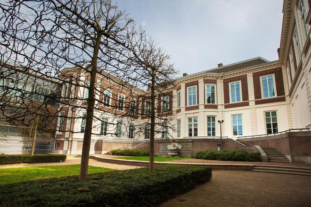Stayci Serviced Apartments Noordeinde L'Aia Esterno foto