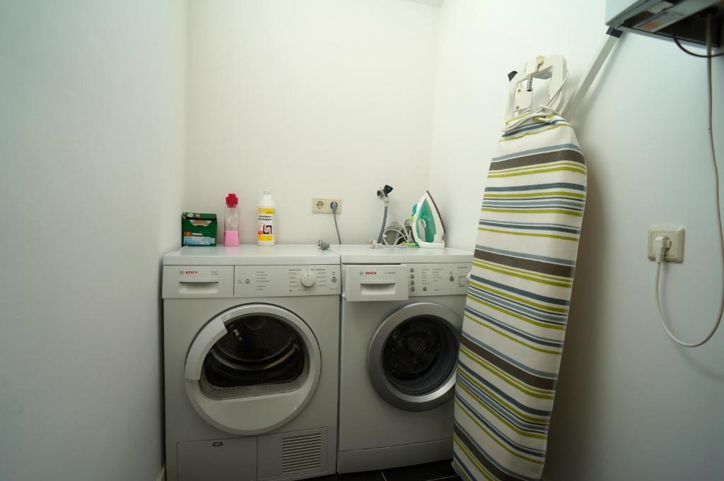 Stayci Serviced Apartments Noordeinde L'Aia Esterno foto