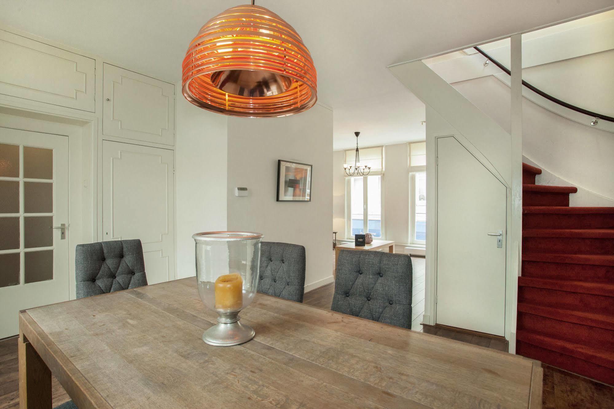 Stayci Serviced Apartments Noordeinde L'Aia Esterno foto