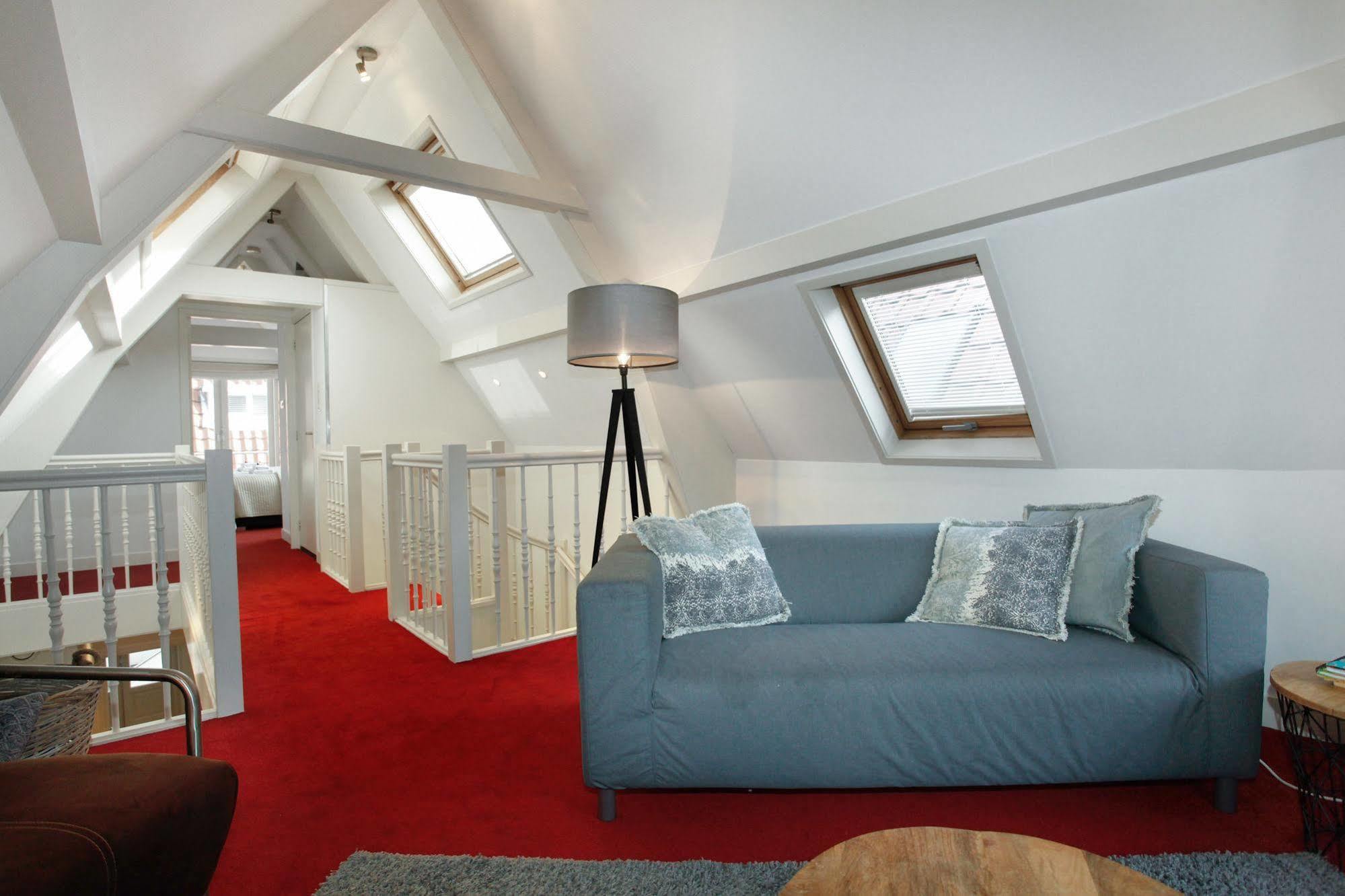Stayci Serviced Apartments Noordeinde L'Aia Esterno foto