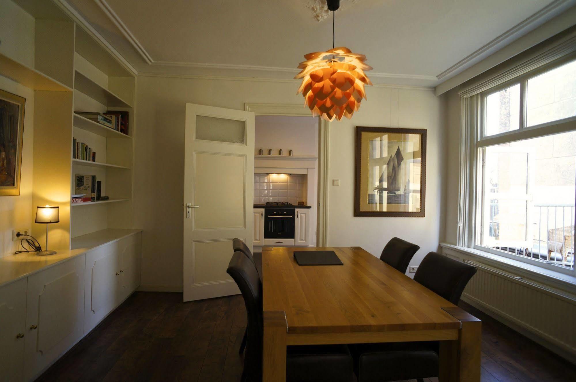 Stayci Serviced Apartments Noordeinde L'Aia Esterno foto