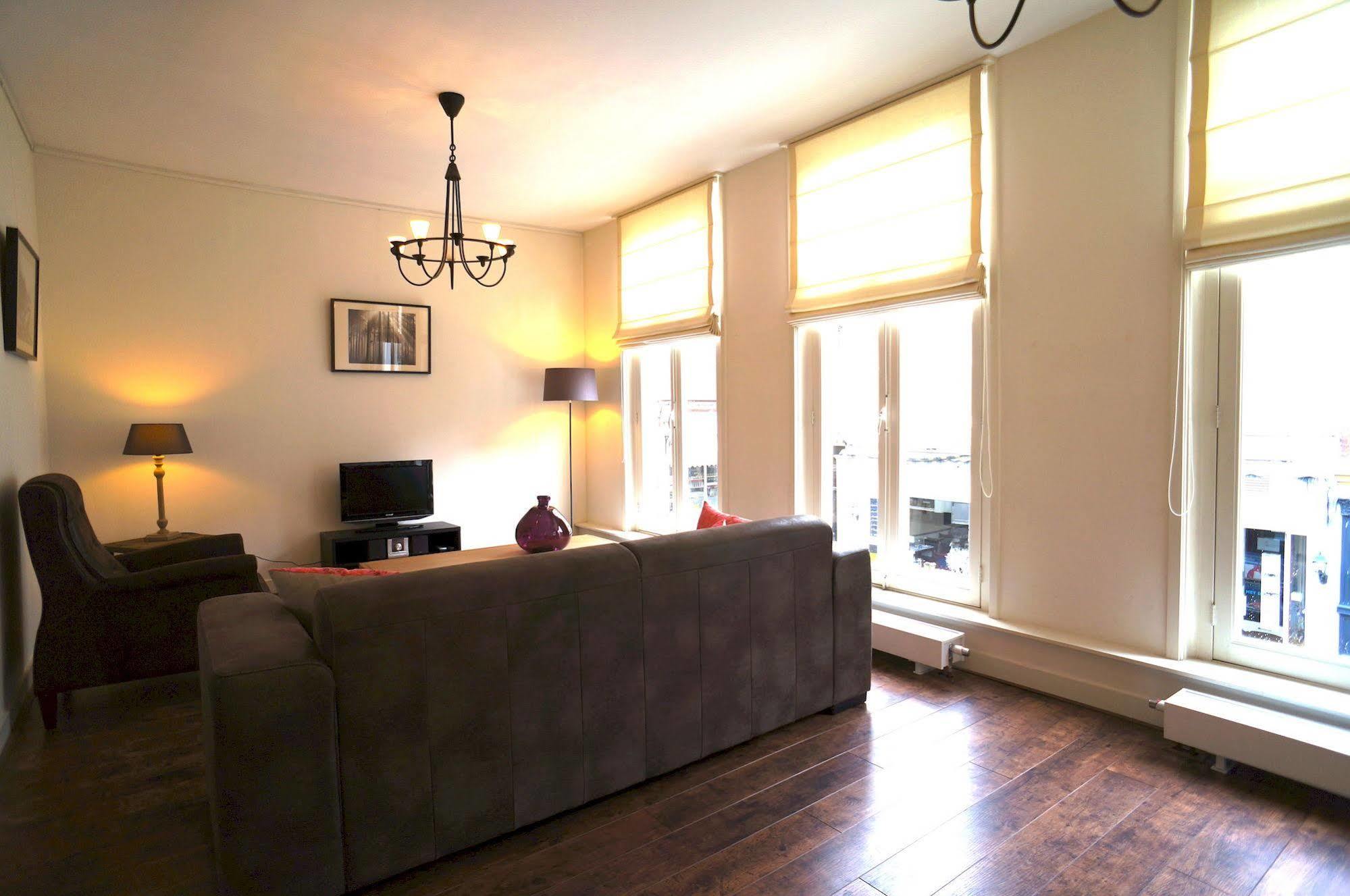 Stayci Serviced Apartments Noordeinde L'Aia Esterno foto