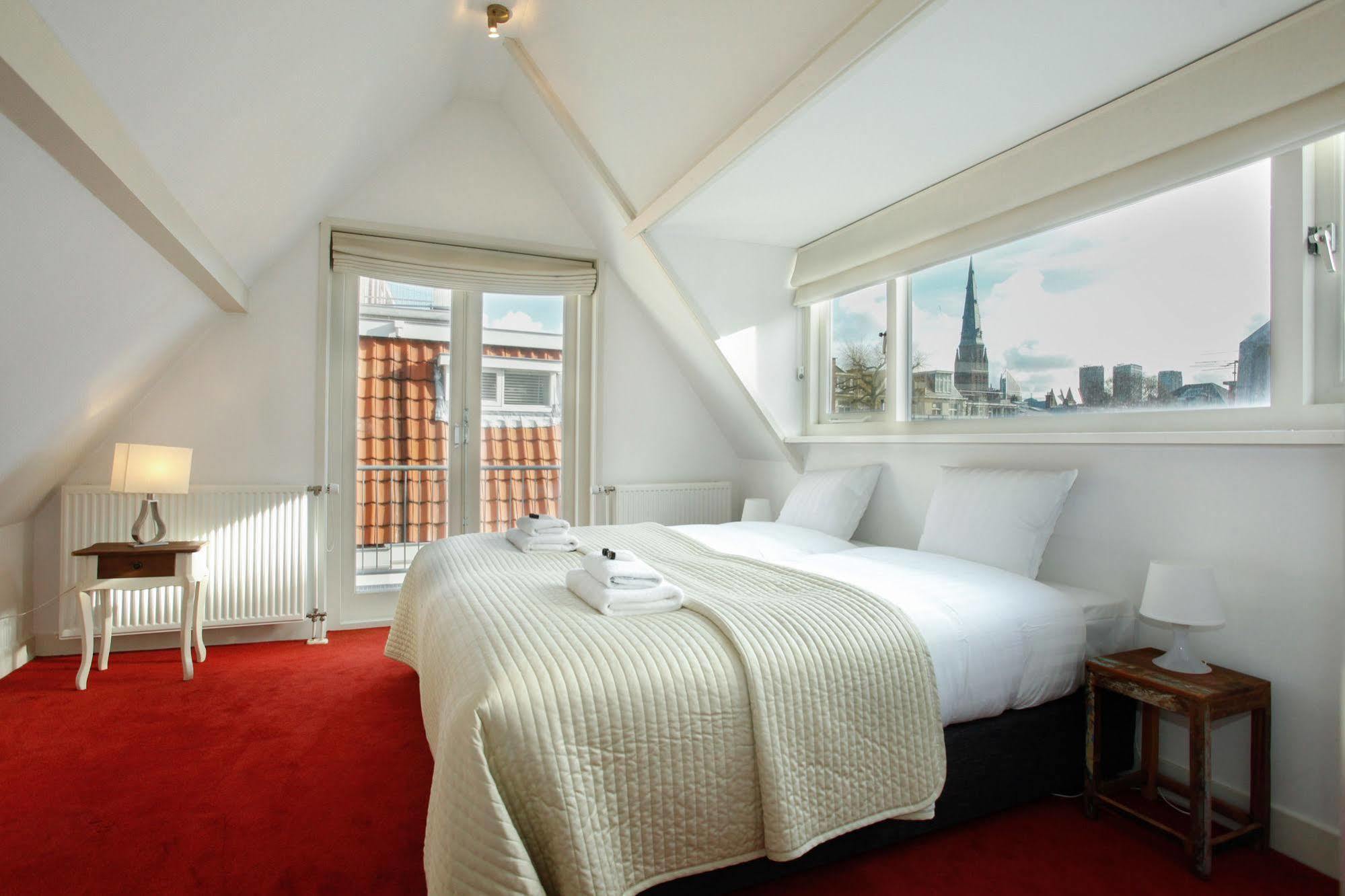 Stayci Serviced Apartments Noordeinde L'Aia Esterno foto